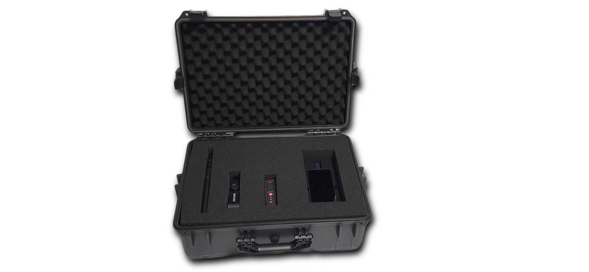 Pack complet dans la mallette : téléphone RTK, tête GPS, perche, accessoires